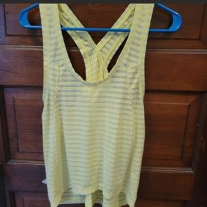 3 for $10 Zyia split back nimbus tank size Small